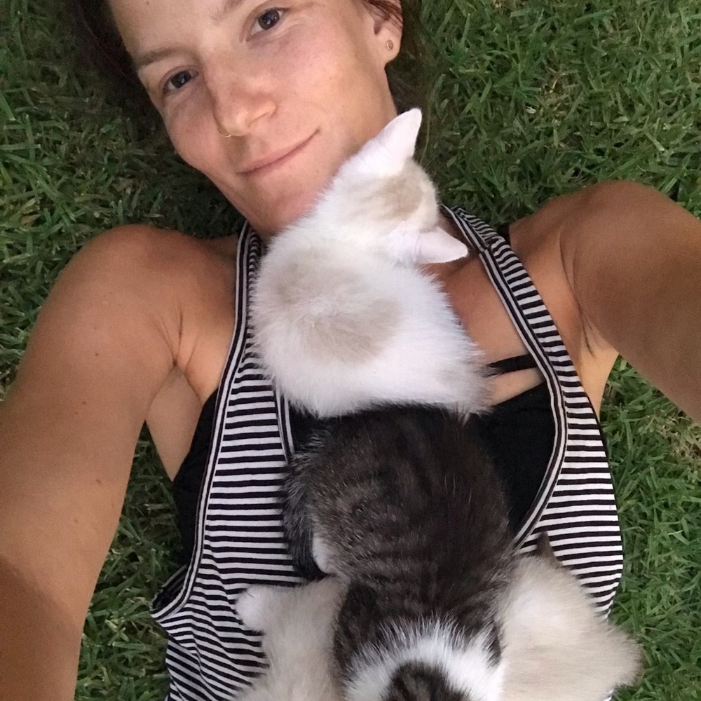 Meet your Posher, Kaya